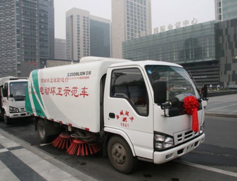 环卫车市场的发展趋势与现状分析