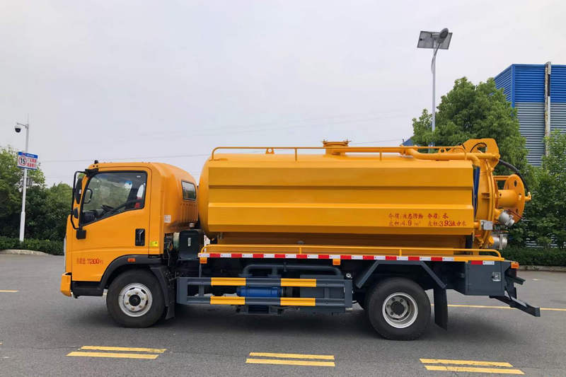 如何正确使用和维护洒水车，让你的城市环境更加清新整洁？